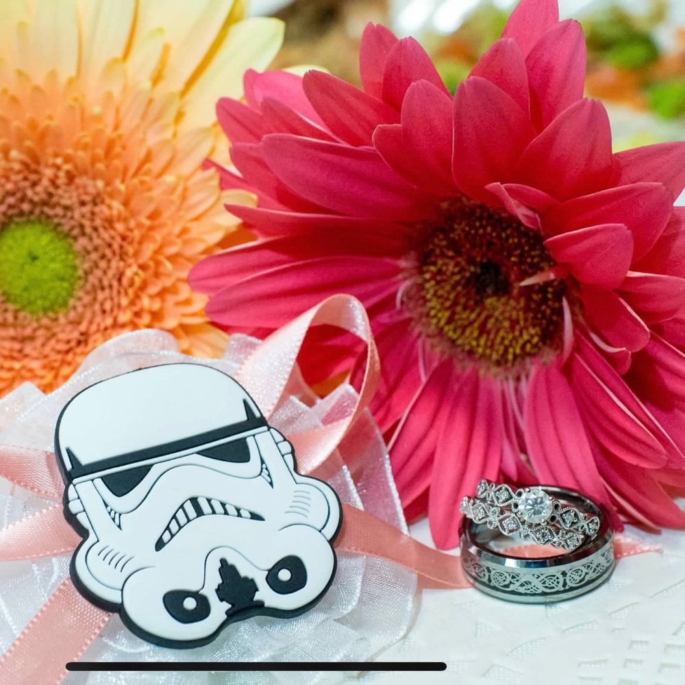 Diamond Engagement Ring & Matching Wedding Band